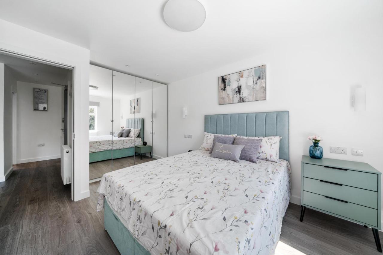 Newly Refurbished 2 Bed Flat Daire Mill Hill Dış mekan fotoğraf