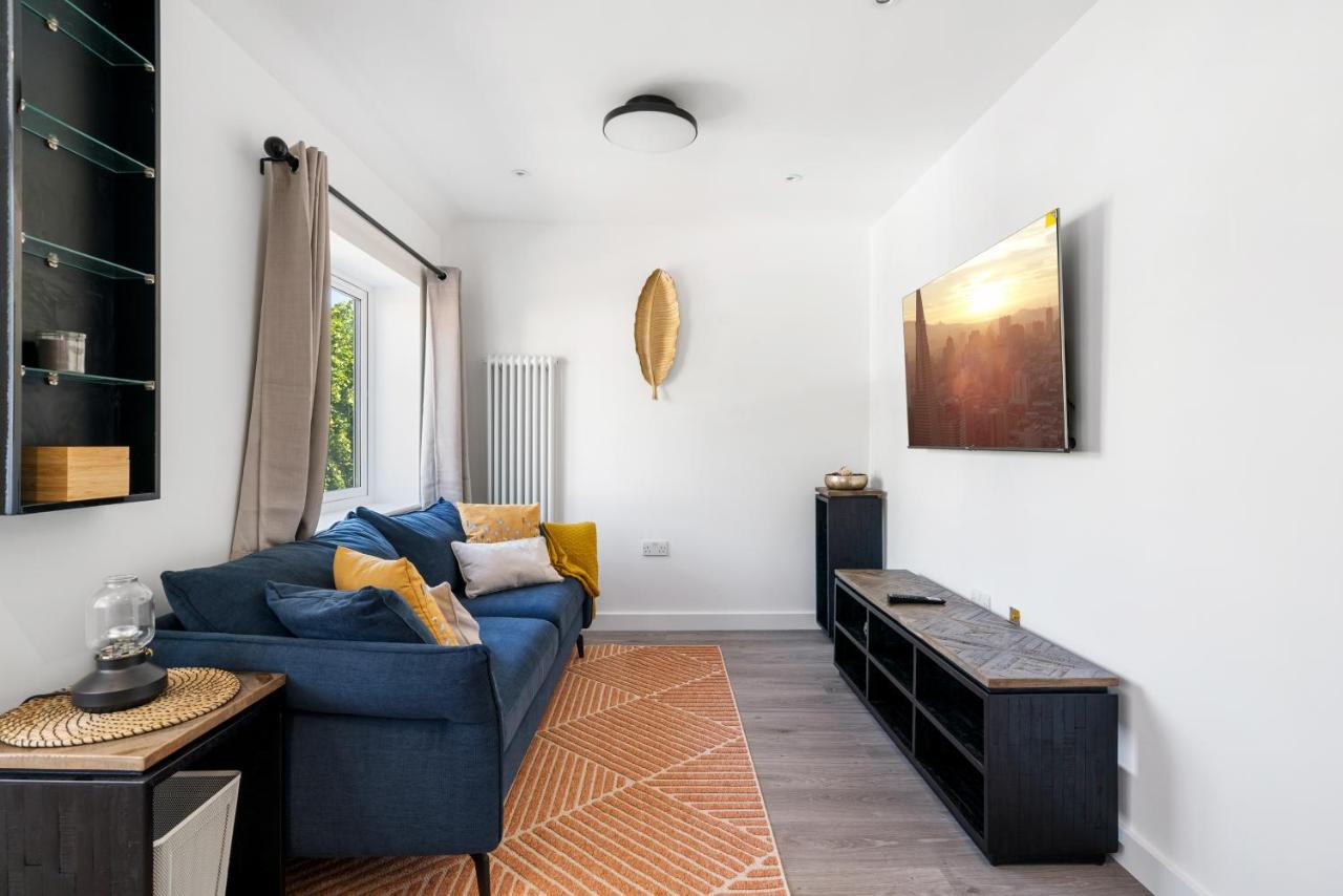 Newly Refurbished 2 Bed Flat Daire Mill Hill Dış mekan fotoğraf