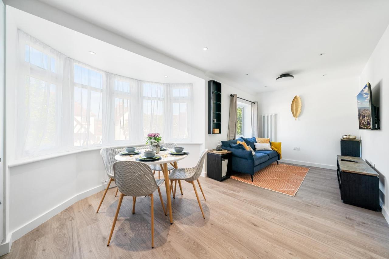 Newly Refurbished 2 Bed Flat Daire Mill Hill Dış mekan fotoğraf